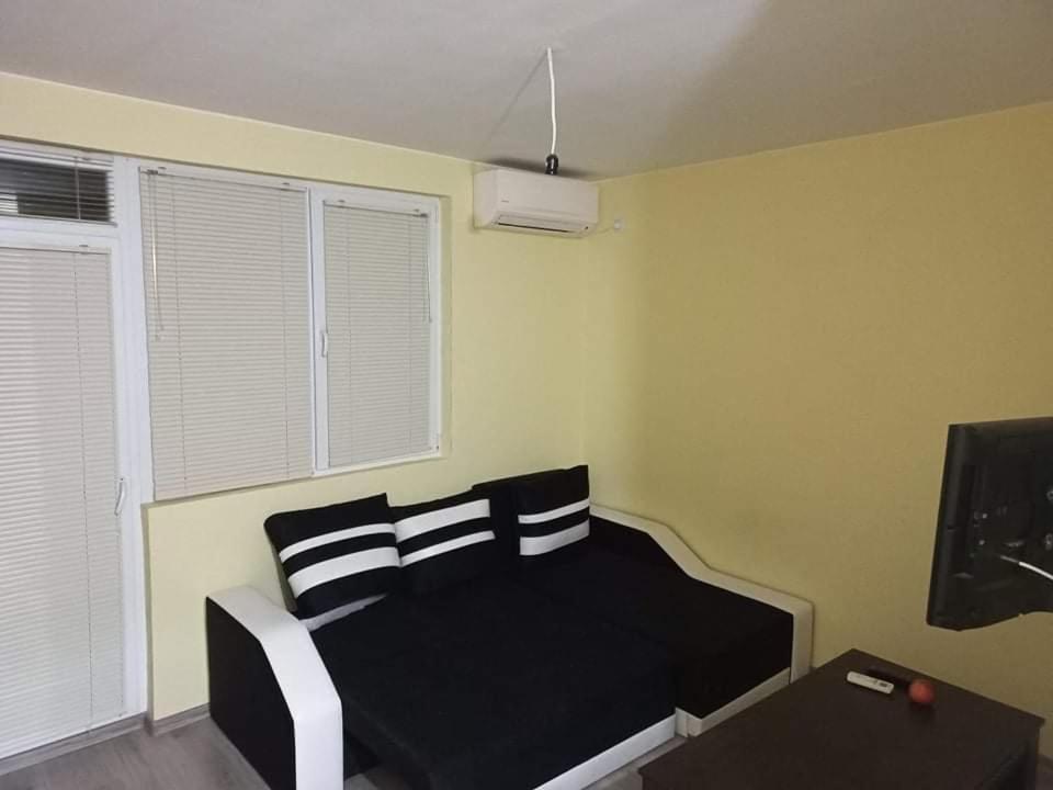 Sandanski Holiday Apartment1 מראה חיצוני תמונה