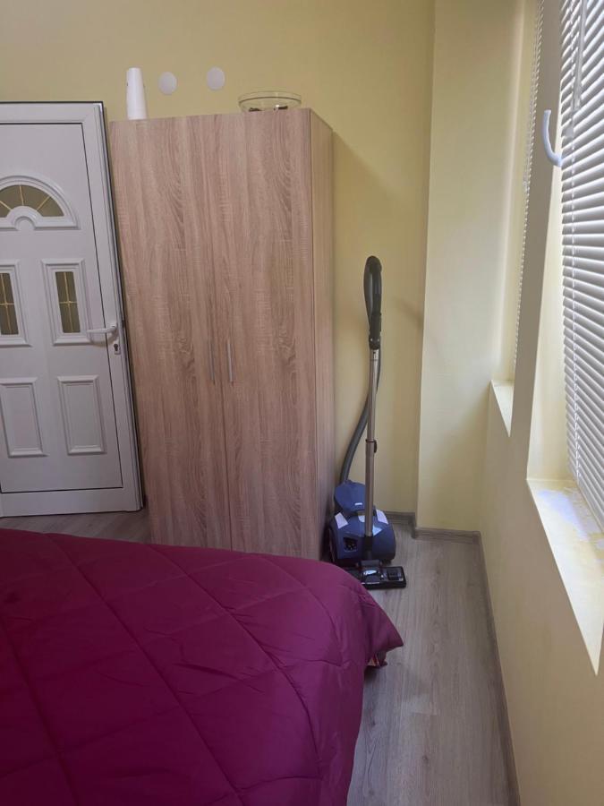 Sandanski Holiday Apartment1 מראה חיצוני תמונה
